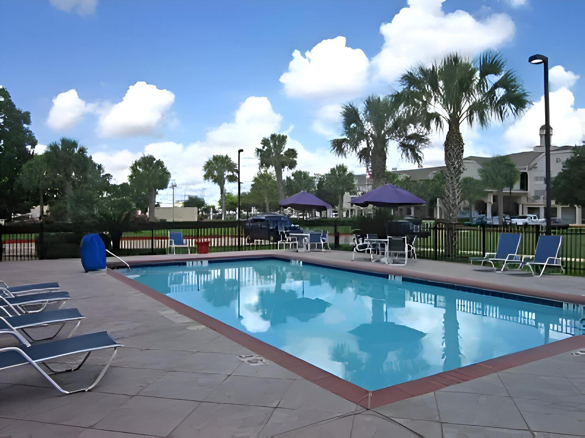 Lonestar Suites Webster Exteriér fotografie